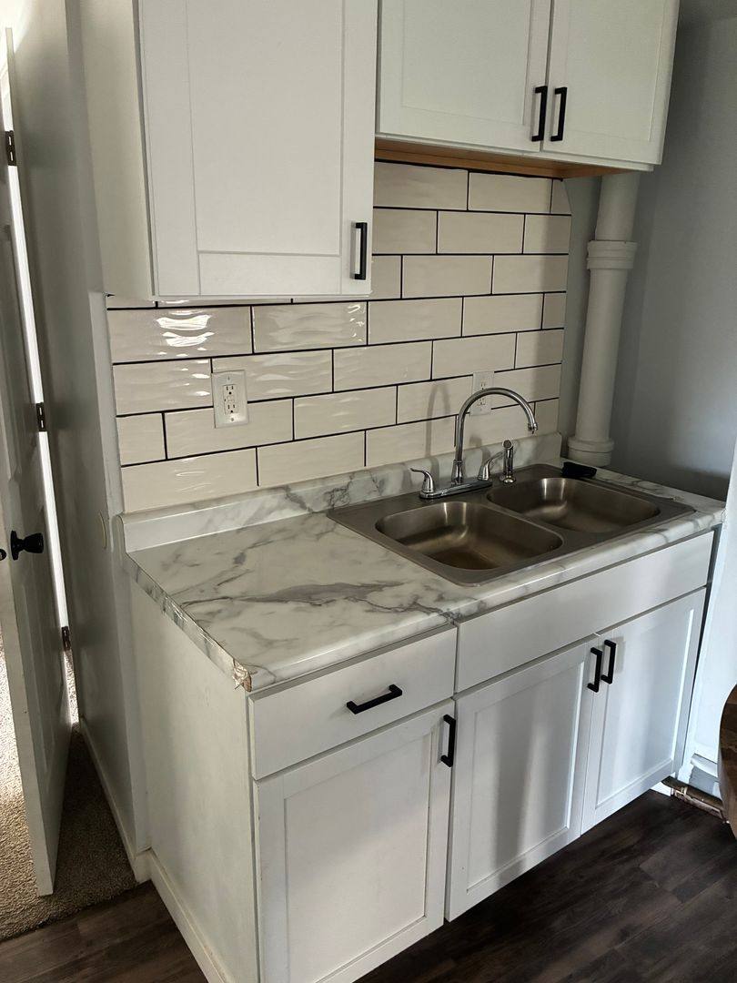 Apartment for rent at 2410 W 45th Ave, Gary, IN 46408