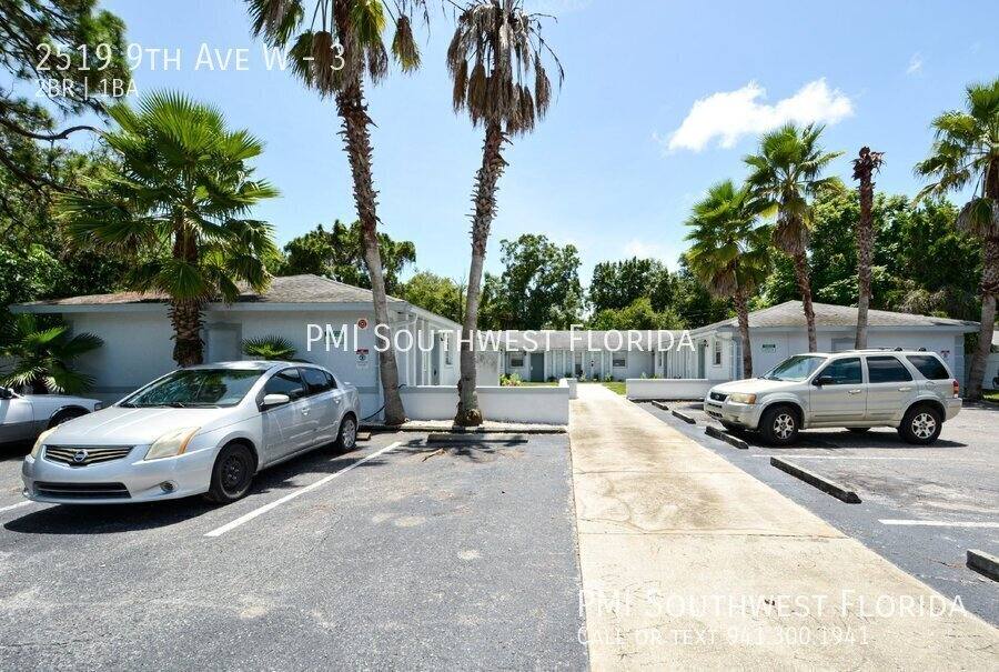 Apartment for rent at 2519 9th Ave W #3, Bradenton, FL 34205