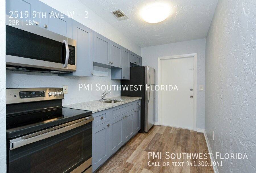Apartment for rent at 2519 9th Ave W #3, Bradenton, FL 34205