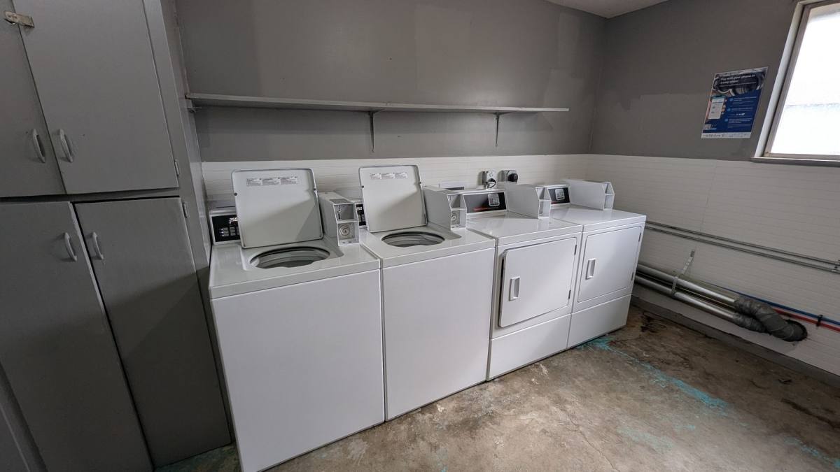 Apartment for rent at 401 N E Ave #7, Columbus, KS 66725