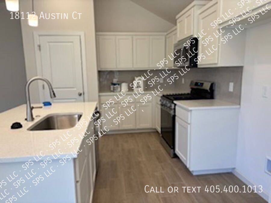 House for rent at 18112 Austin Court, Edmond, OK 73012