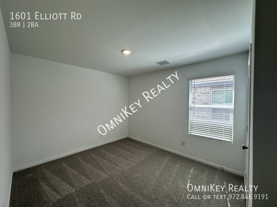 House for rent at 1601 Elliott Rd, Howe, TX 75459