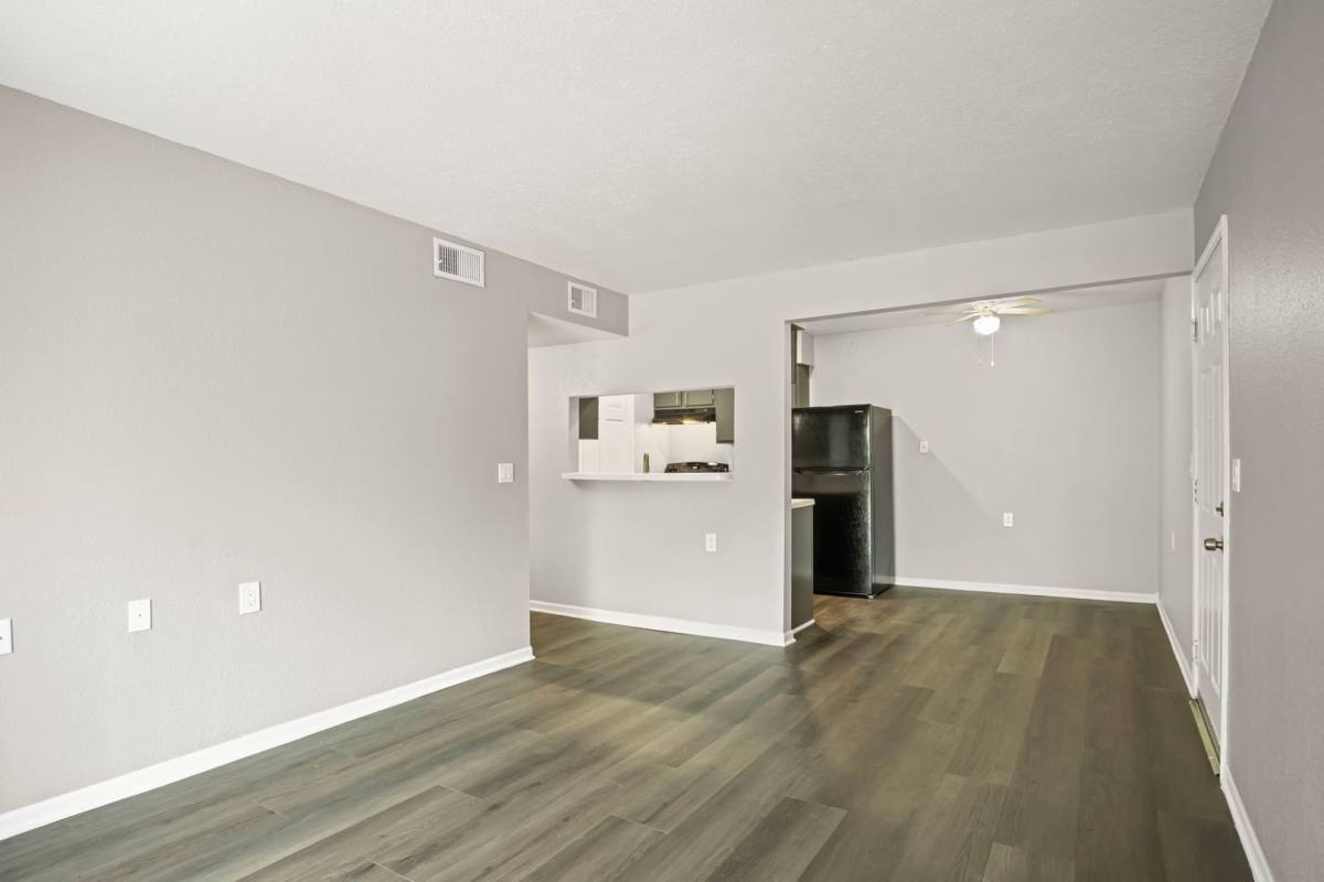Apartment for rent at 605 Cameron Villa Dr, Cameron, MO 64429