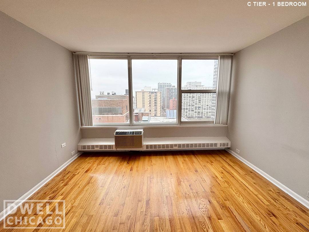 Apartment for rent at 5650 N Sheridan Rd, Chicago, IL 60660