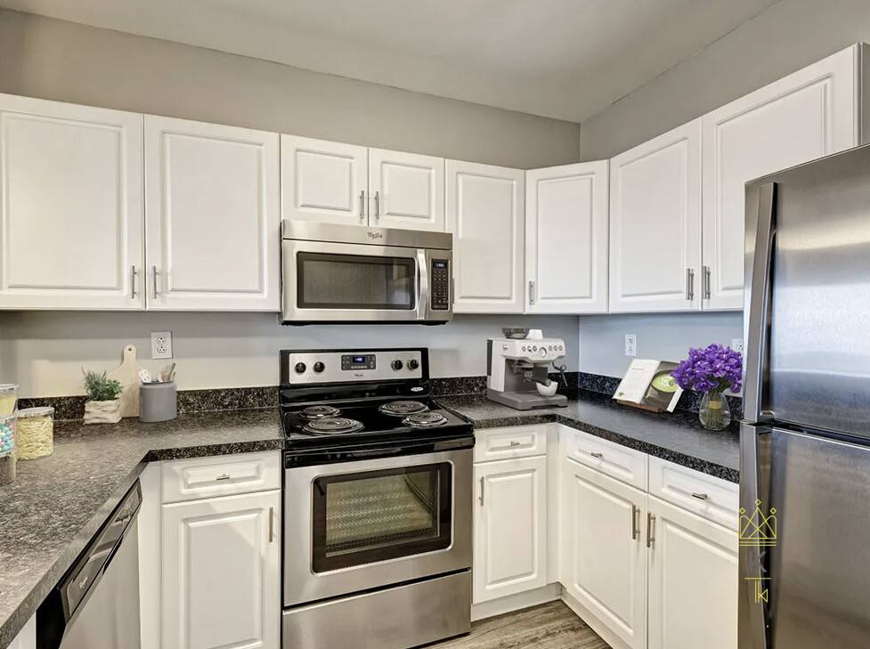 Apartment for rent at 12 Highpoint Circle, Quincy, MA 02169