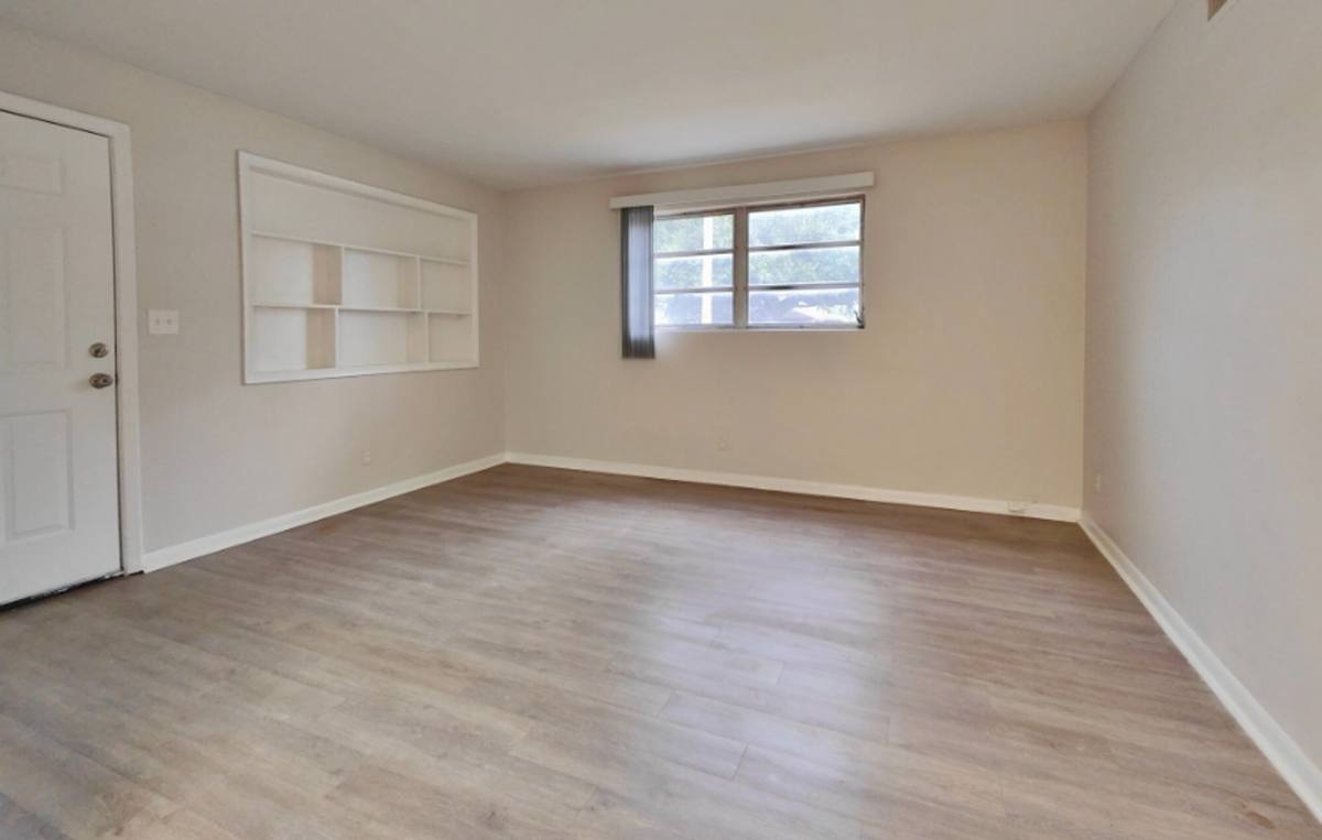 Apartment for rent at 5548 Playa Way, Jacksonville, FL 32211