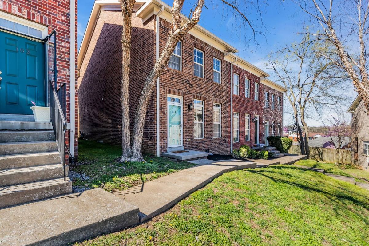 Townhouse for rent at 404 Mercomatic Dr, Nashville, TN 37209
