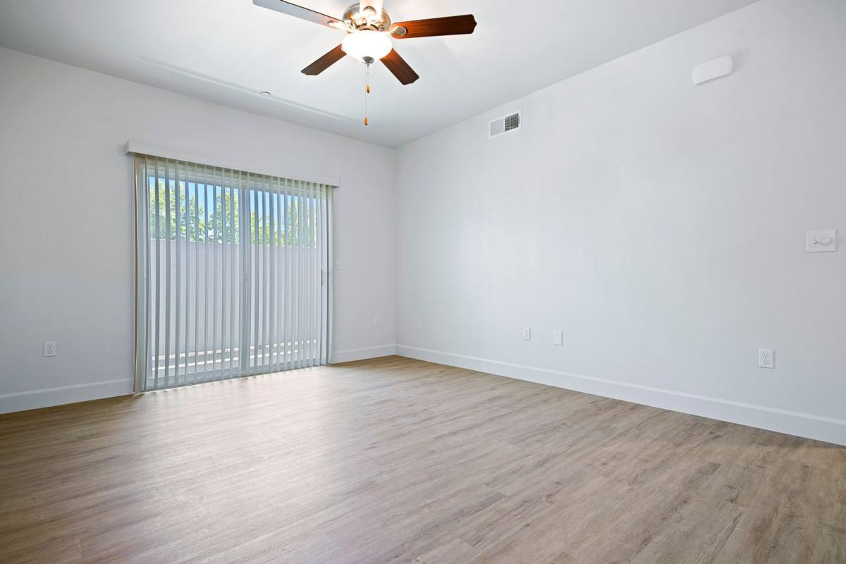 Apartment for rent at 5034 W Bullard Ave, Fresno, CA 93722