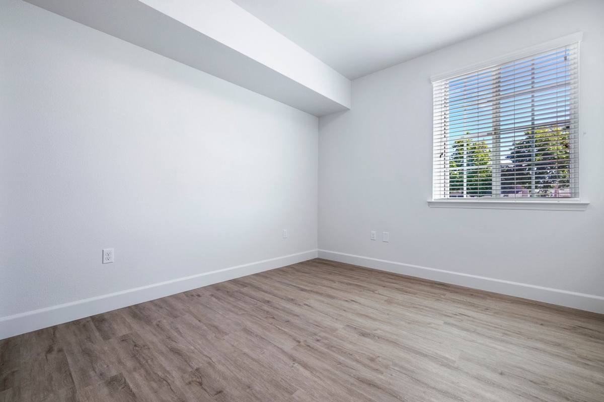 Apartment for rent at 5034 W Bullard Ave, Fresno, CA 93722