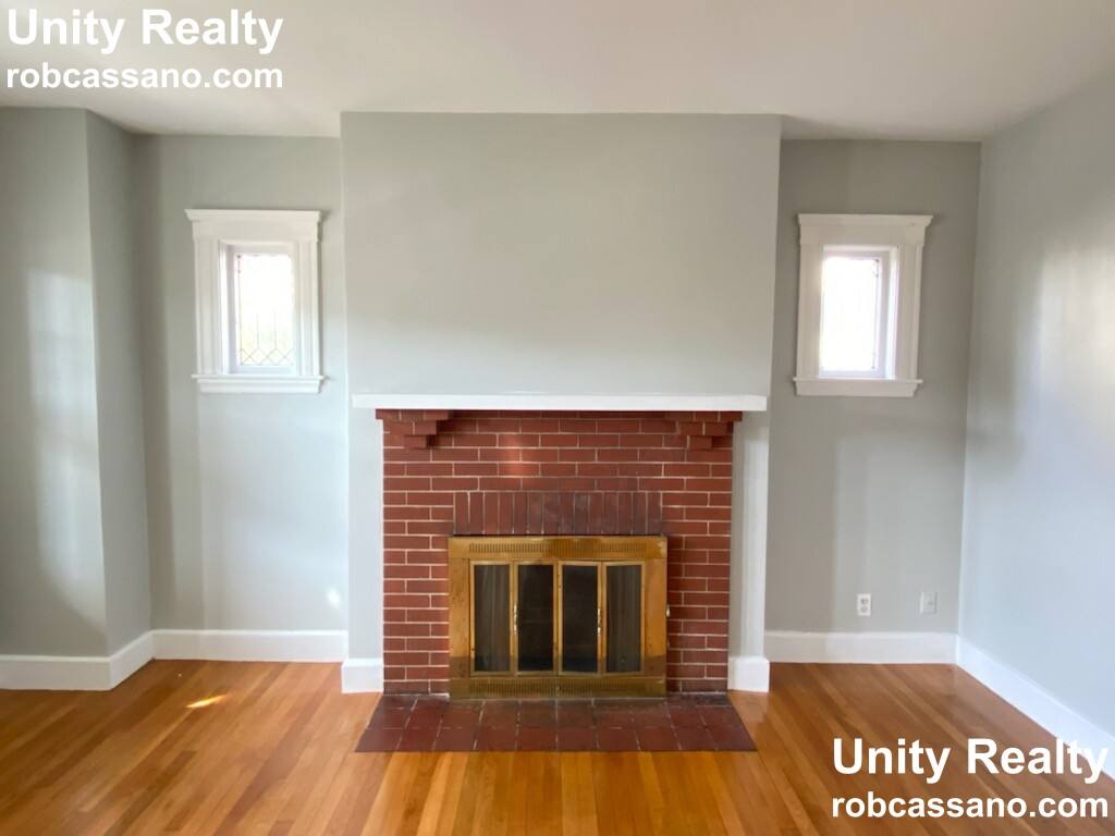 Apartment for rent at 1111 Fellsway, Malden, MA 02148