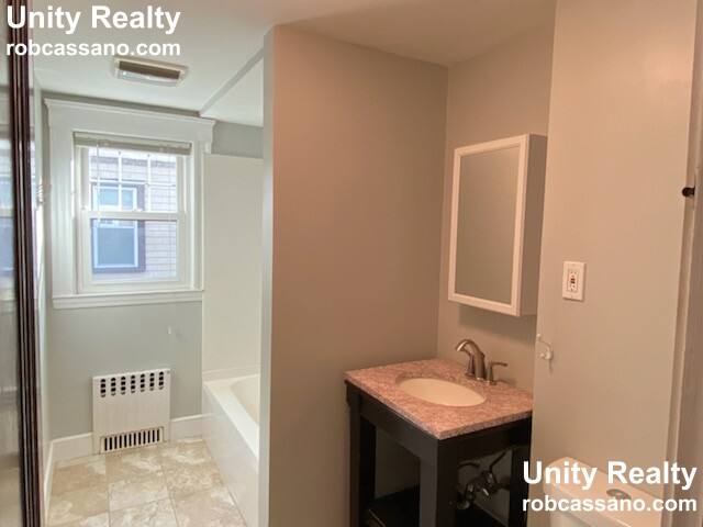 Apartment for rent at 1111 Fellsway, Malden, MA 02148