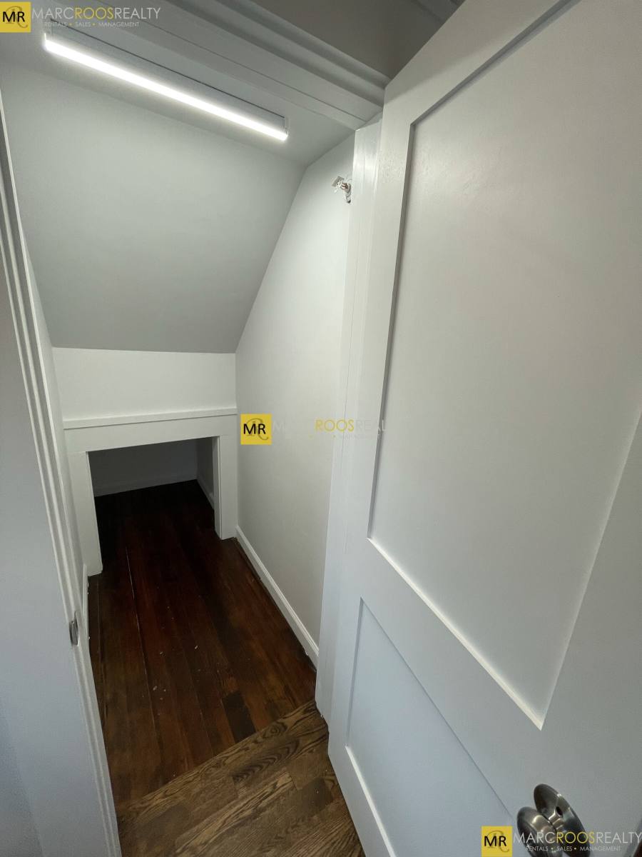 House for rent at 33 Raymond Ave, Somerville, MA 02144