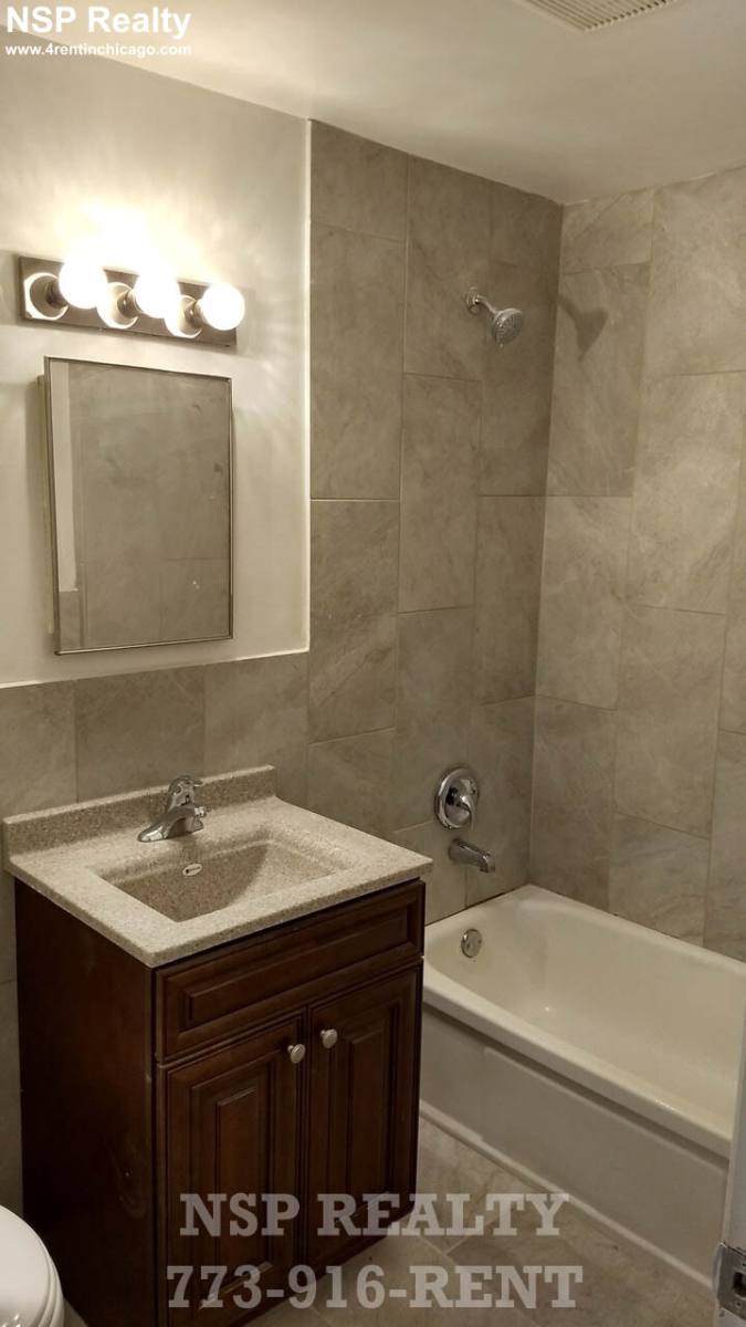 Apartment for rent at 8506 Waukegan, Morton Grove, IL 60053