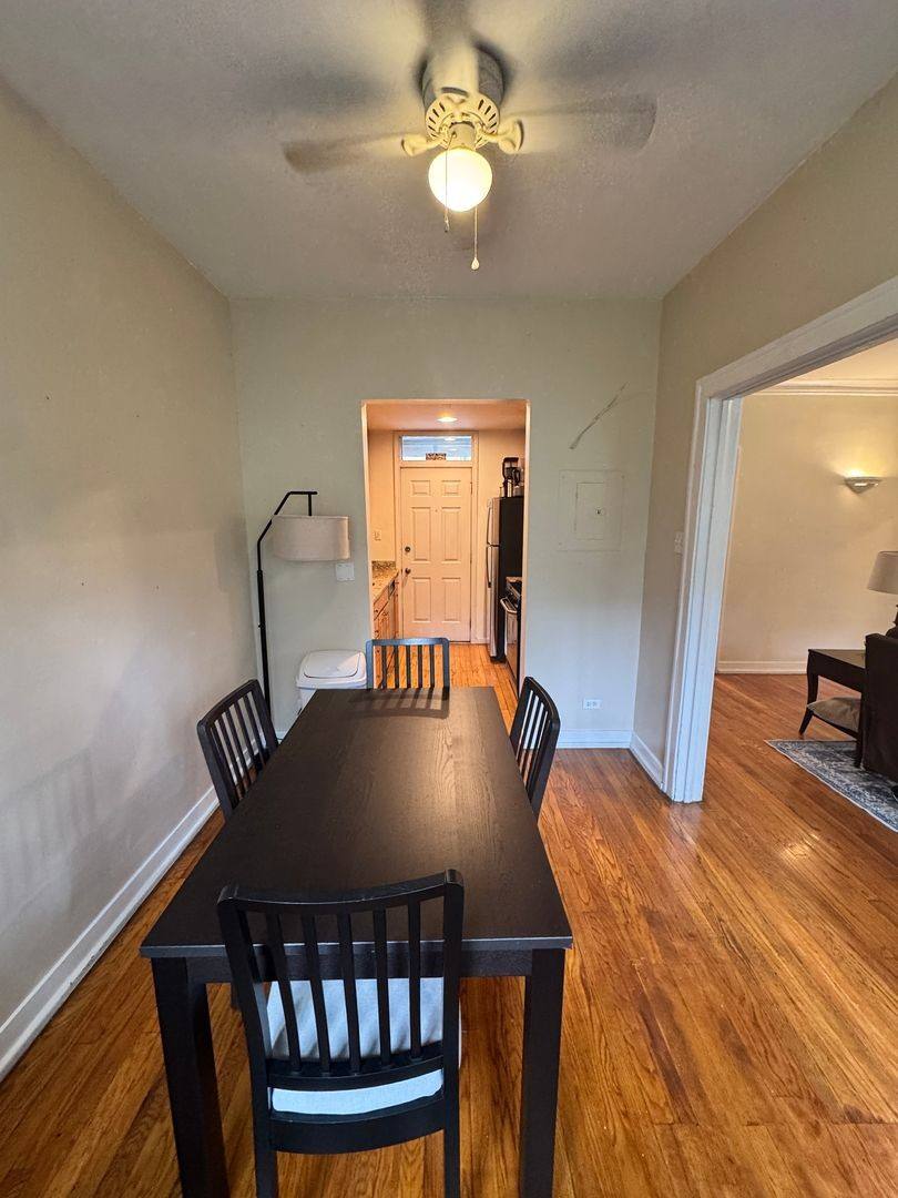 Apartment for rent at 613 W Arlington Place, Chicago, IL 60614
