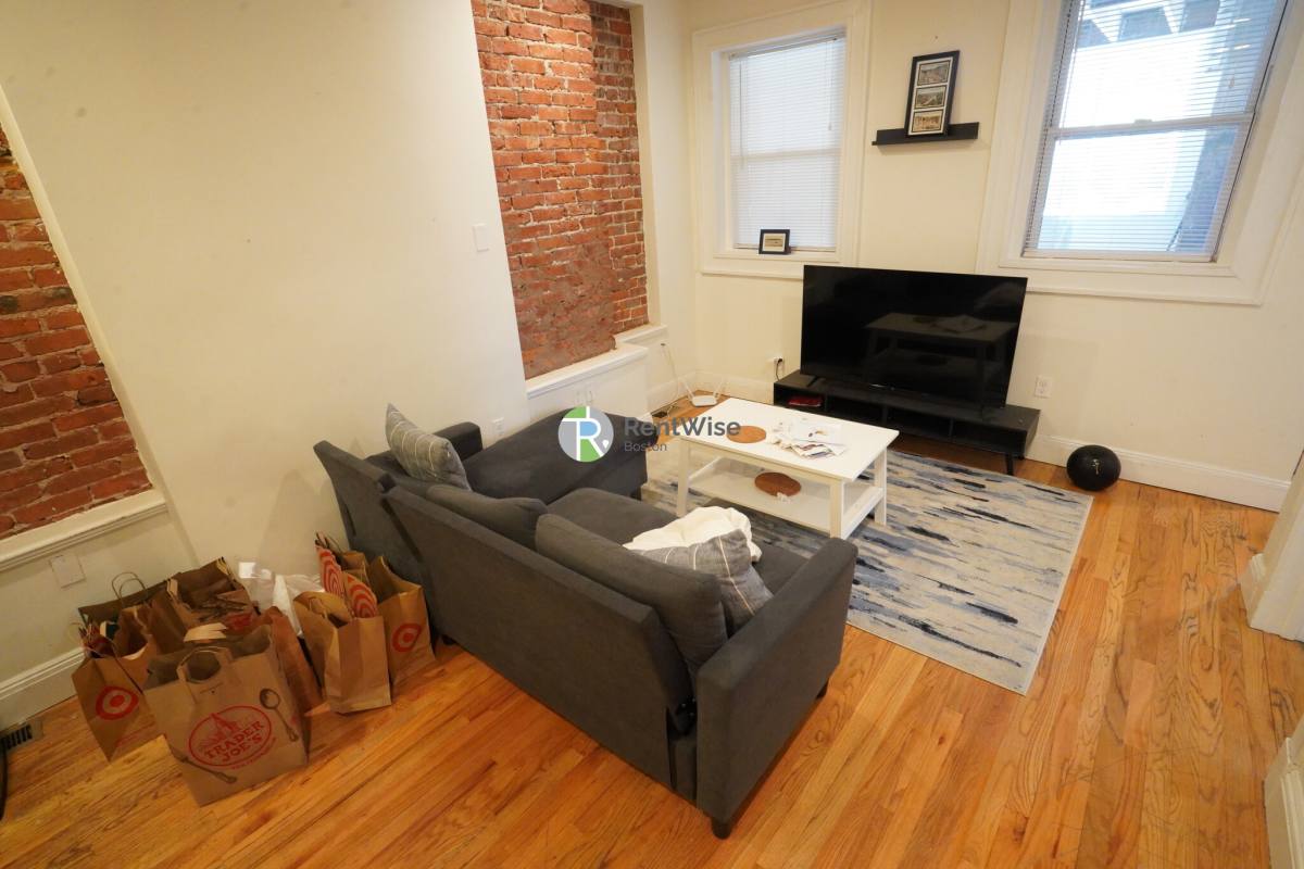 Apartment for rent at 10 Brainerd Rd #22, Allston, MA 02134