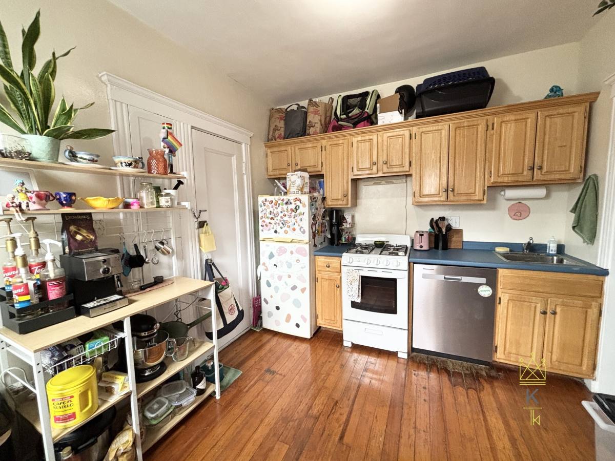 Apartment for rent at 84 Sutherland Rd #11, Brighton, MA 02135
