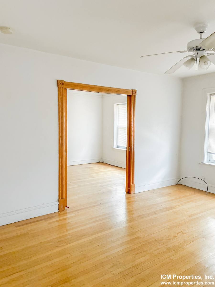 Apartment for rent at 5032 N Wolcott Ave #1, Chicago, IL 60640