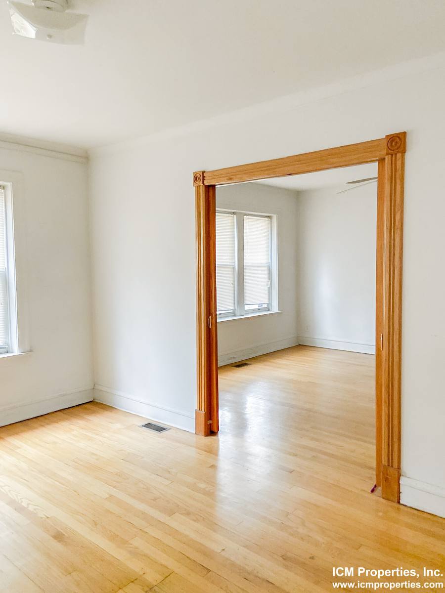 Apartment for rent at 5032 N Wolcott Ave #1, Chicago, IL 60640