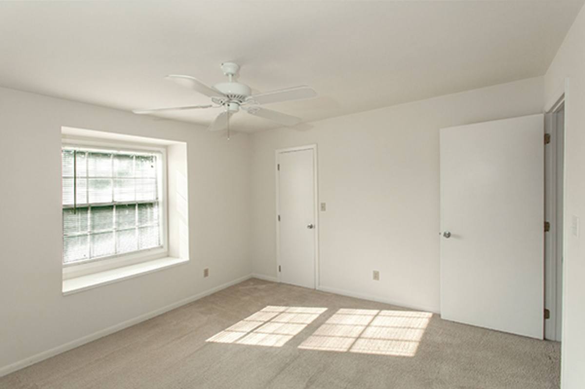 Apartment for rent at 400 Hiawatha, La Porte, IN 46350