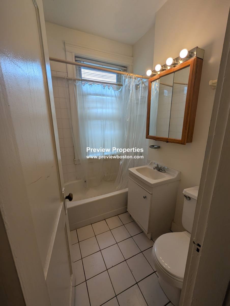 Apartment for rent at 15 Colborne Rd #12P, Brighton, MA 02135