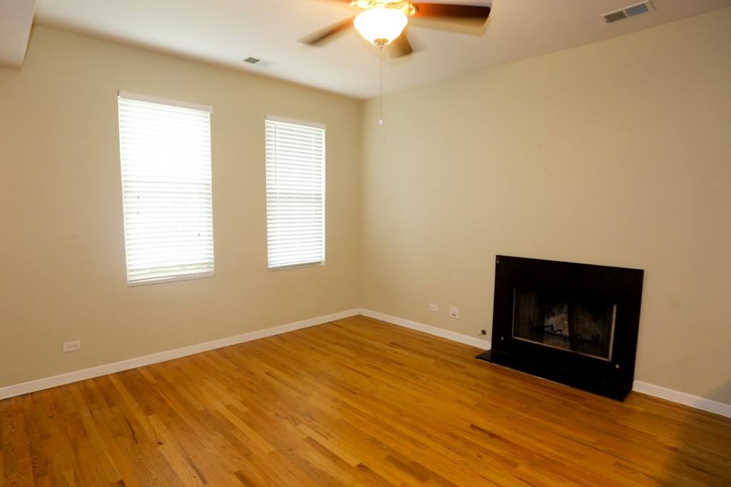 Apartment for rent at 1443 Cortez #3, Chicago, IL 60642