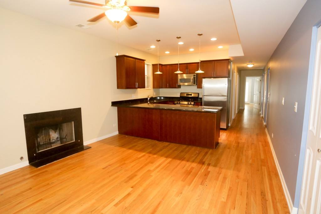 Apartment for rent at 1443 Cortez #3, Chicago, IL 60642