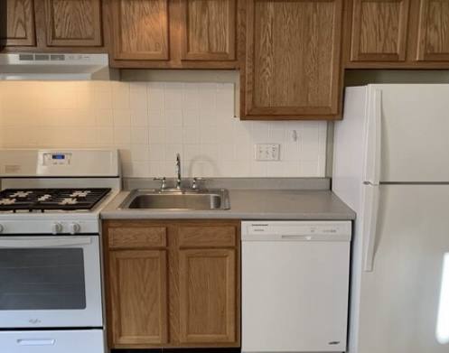 Apartment for rent at 82 Robbins St #5, Waltham, MA 02453