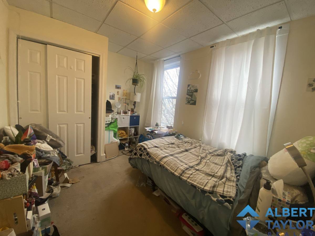 Apartment for rent at 58 Medford St #2, Somerville, MA 02143