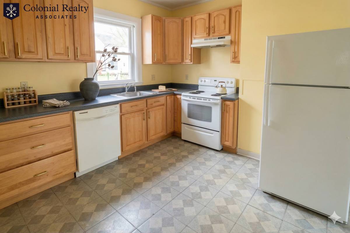 Apartment for rent at 84 Walker Rd #1, Newtonville, MA 02460