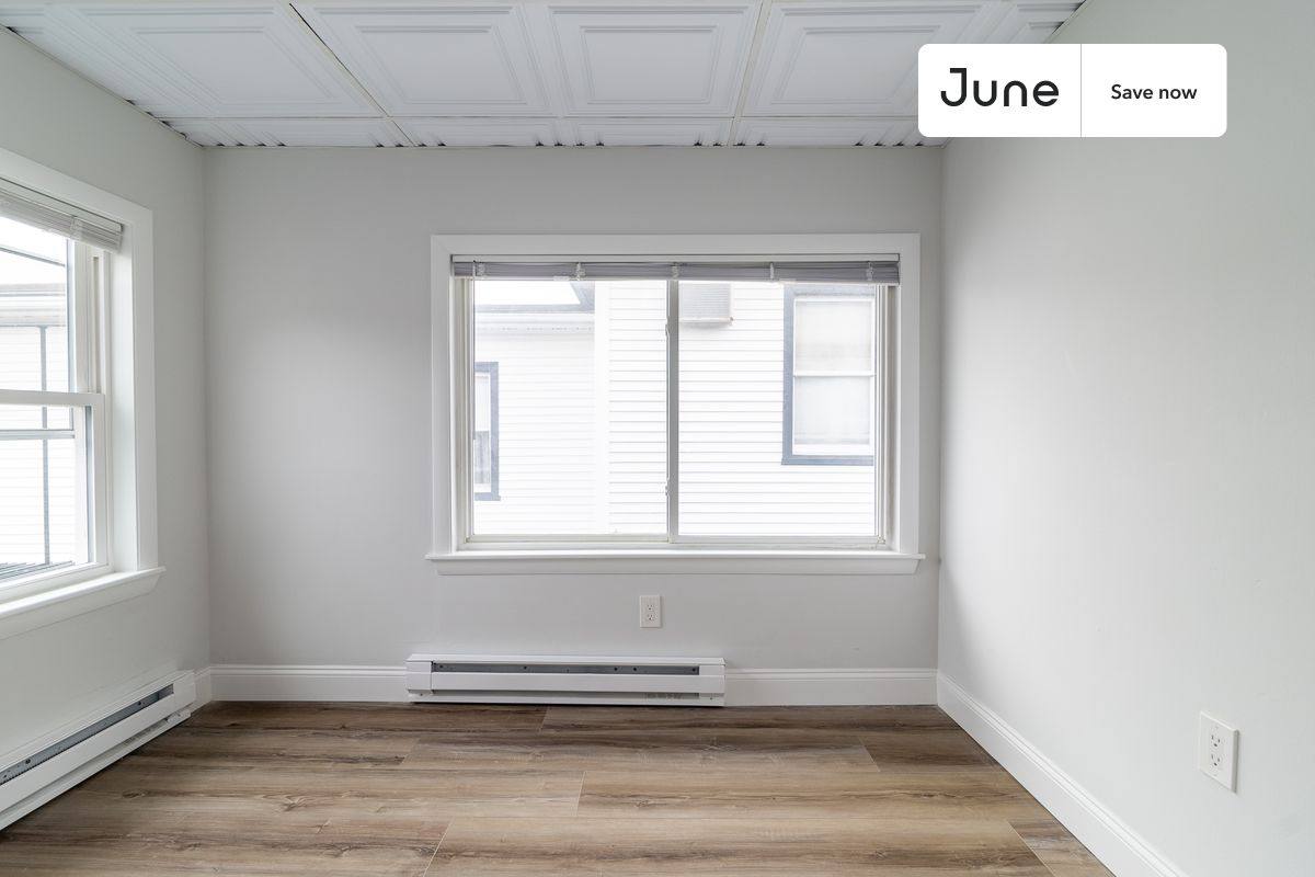 Apartment for rent at 102 Cross St #A, Somerville, MA 02145