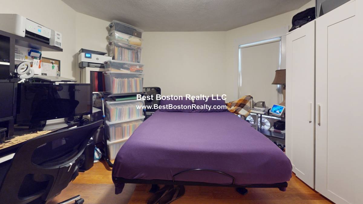 Apartment for rent at 389 Highland Ave #1, Somerville, MA 02144