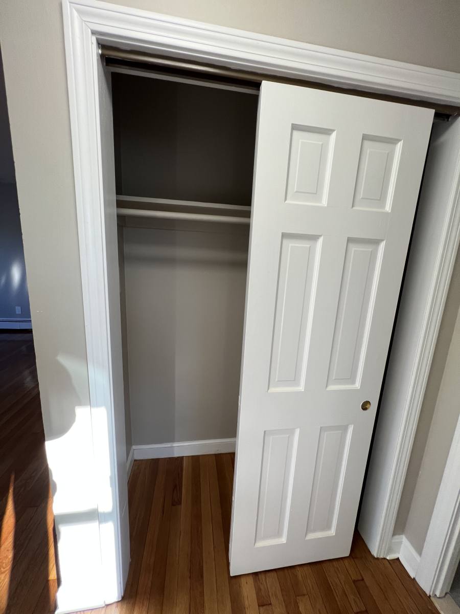 Apartment for rent at 266 Grove St #202D, Auburndale, MA 02466