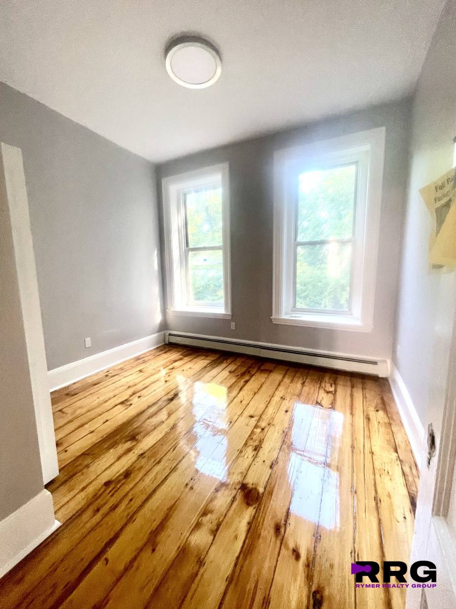 House for rent at 31 Newton St #1, Brighton, MA 02135