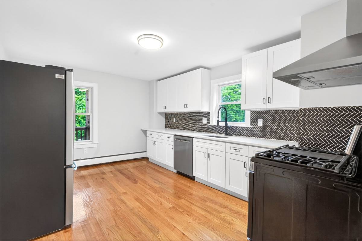 Apartment for rent at 114 D Woodstock #2, Somerville, MA 02144