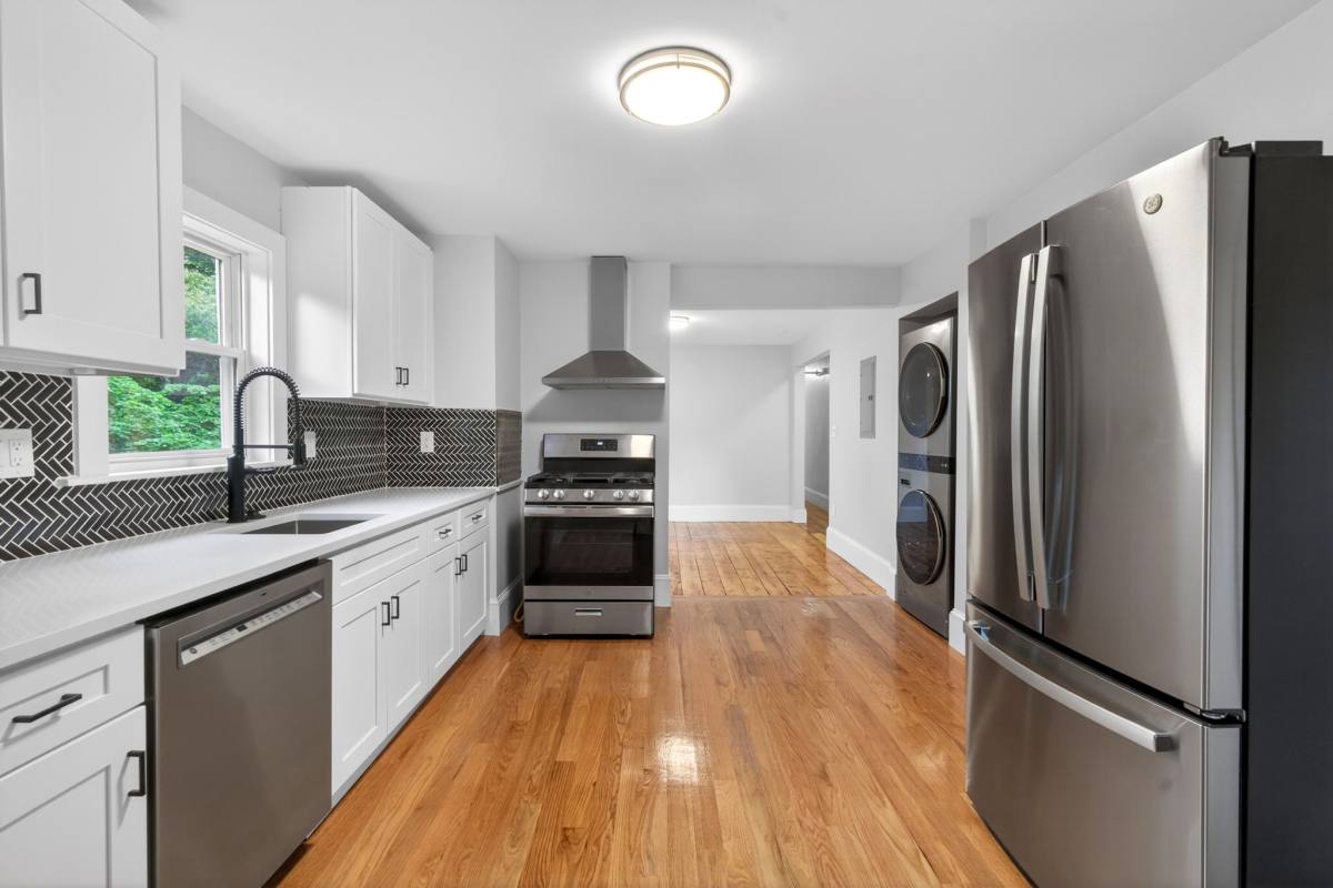 Apartment for rent at 114 D Woodstock #2, Somerville, MA 02144