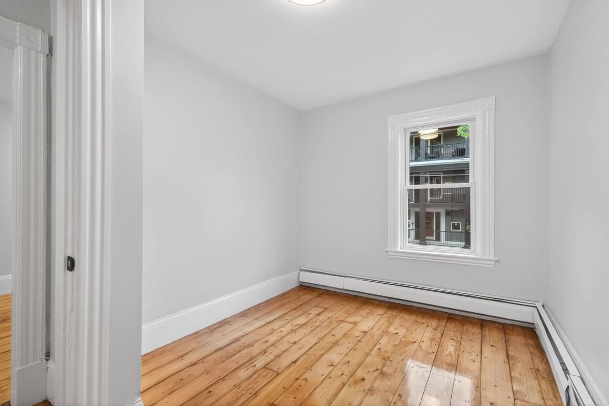 Apartment for rent at 114 D Woodstock #2, Somerville, MA 02144