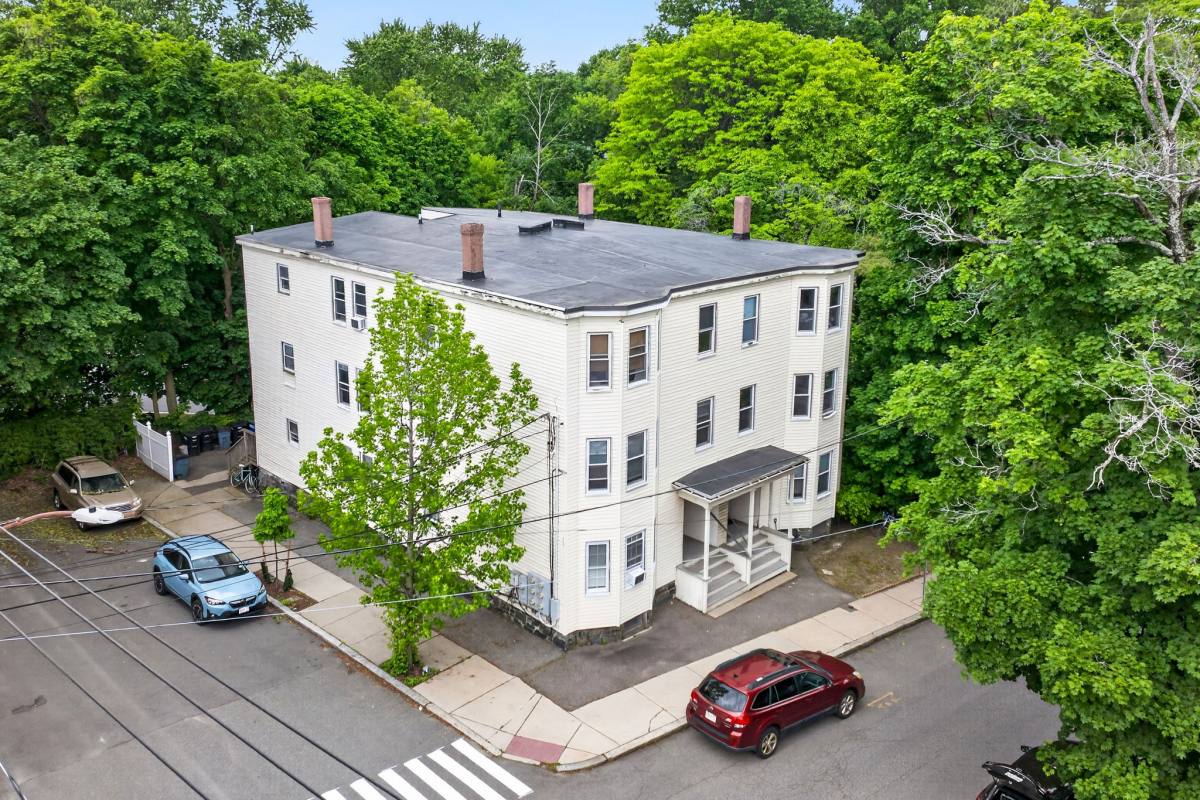 Apartment for rent at 114 D Woodstock #2, Somerville, MA 02144
