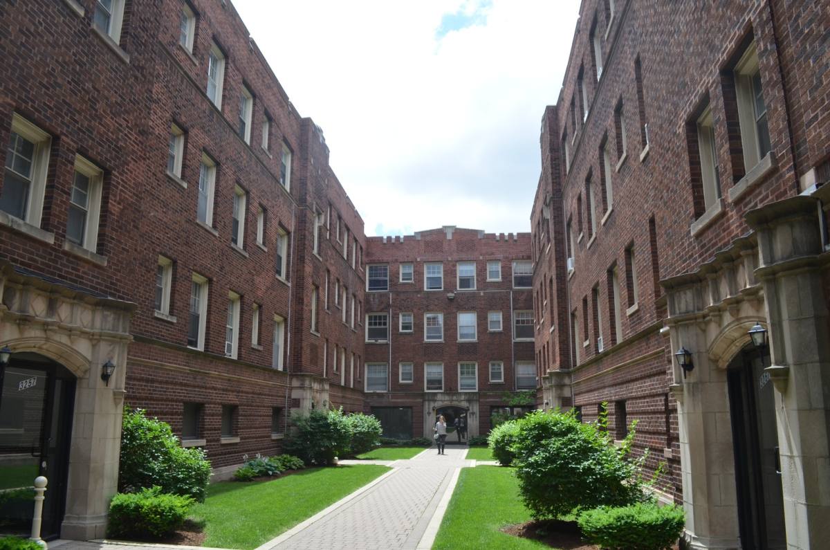 Apartment for rent at 3267 W Wrightwood Ave #3Y, Chicago, IL 60647