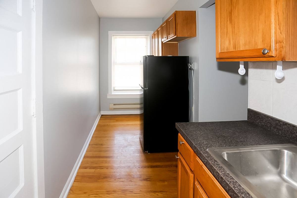 Apartment for rent at 3267 W Wrightwood Ave #3Y, Chicago, IL 60647