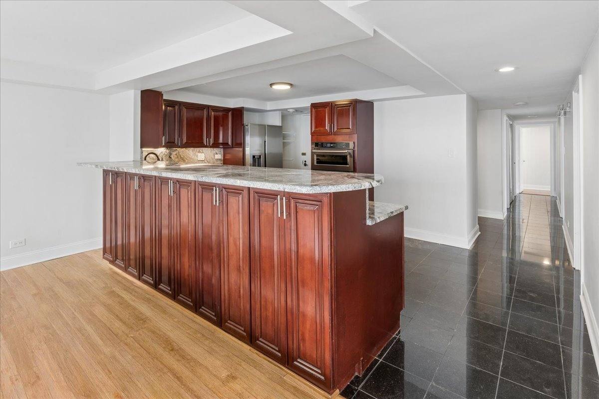 Apartment for rent at 175 E Delaware Place #8304, Chicago, IL 60611