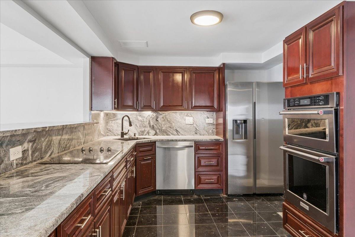 Apartment for rent at 175 E Delaware Place #8304, Chicago, IL 60611