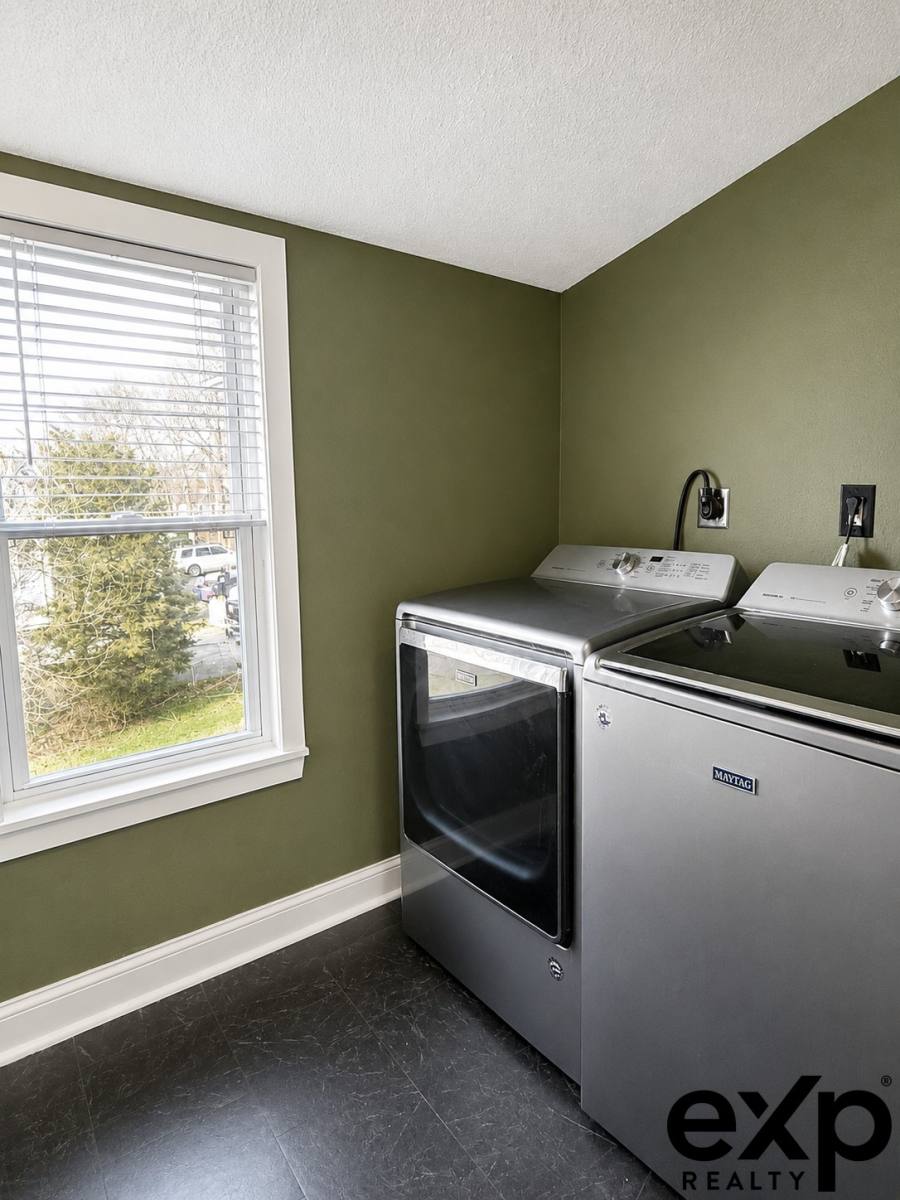 Apartment for rent at 42 Clinton St #2, Taunton, MA 02780