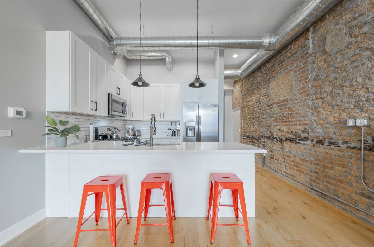 Apartment for rent at 1470 W Webster Ave #202, Chicago, IL 60614