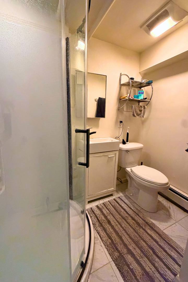 Apartment for rent at 2631 N Sheffield Ave #G, Chicago, IL 60614