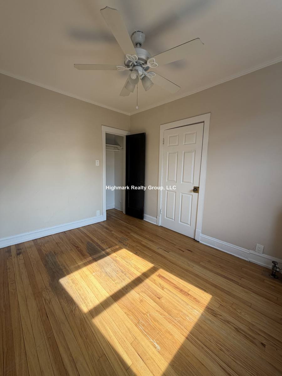 Apartment for rent at 2344 W Touhy #3D, Chicago, IL 60645