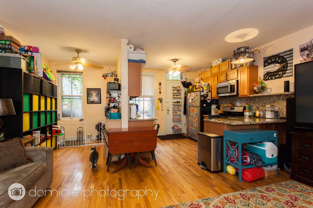 Apartment for rent at 1533 W Leland Ave #1E, Chicago, IL 60640
