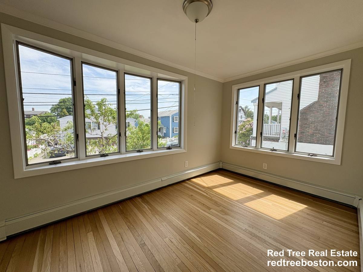 Apartment for rent at 1318 Salem St, Malden, MA 02148