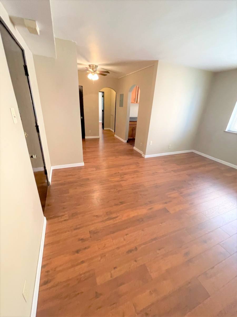 Apartment for rent at 5712 Phillips Ave #B9, Pittsburgh, PA 15217