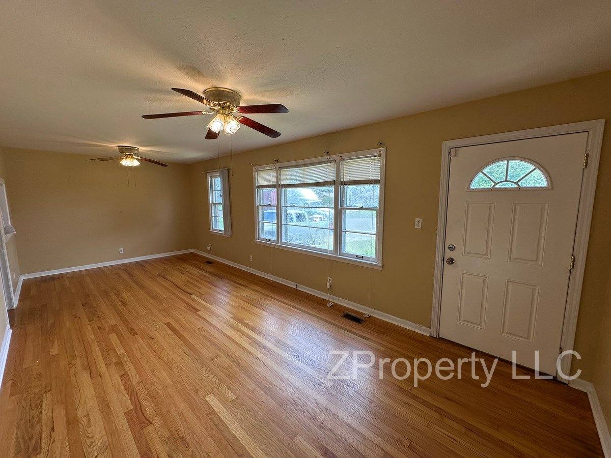 House for rent at 4810 Lumary Circle NW, Huntsville, AL 35810