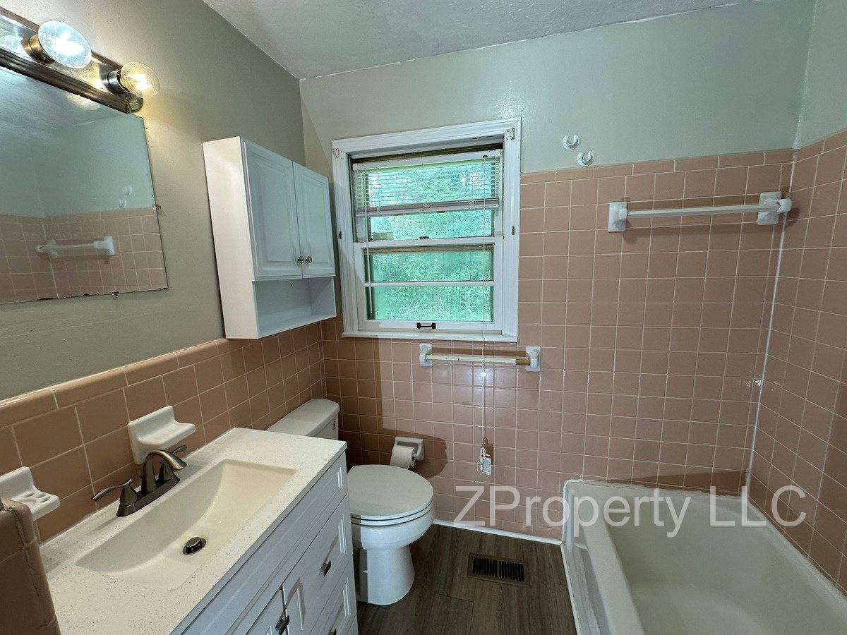 House for rent at 4810 Lumary Circle NW, Huntsville, AL 35810